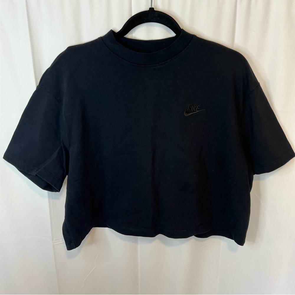 Women's Nike Cropped Tee Crew Neck Drop Sleeve Tone on Tone Logo Size Large - Picture 4 of 7